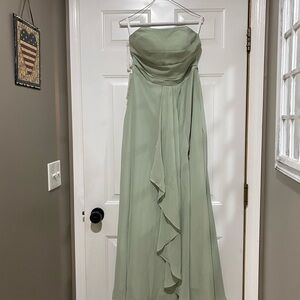 Elegant Sage Green Strapless Maxi Dress